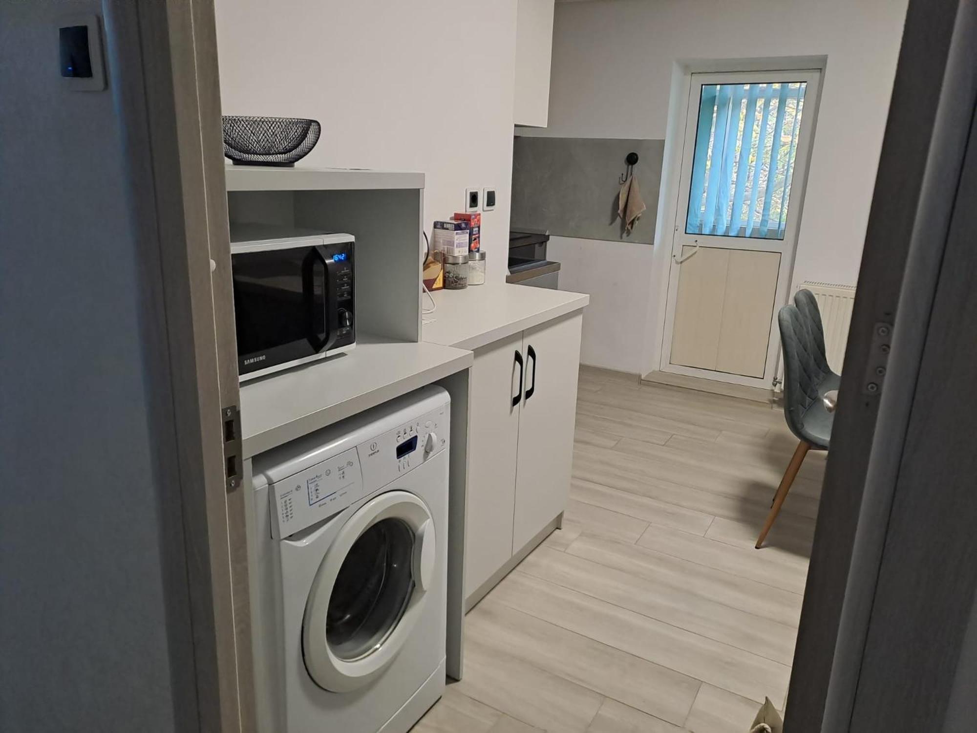 Ilona Apartament 3 Camere Râmnicu Vâlcea المظهر الخارجي الصورة
