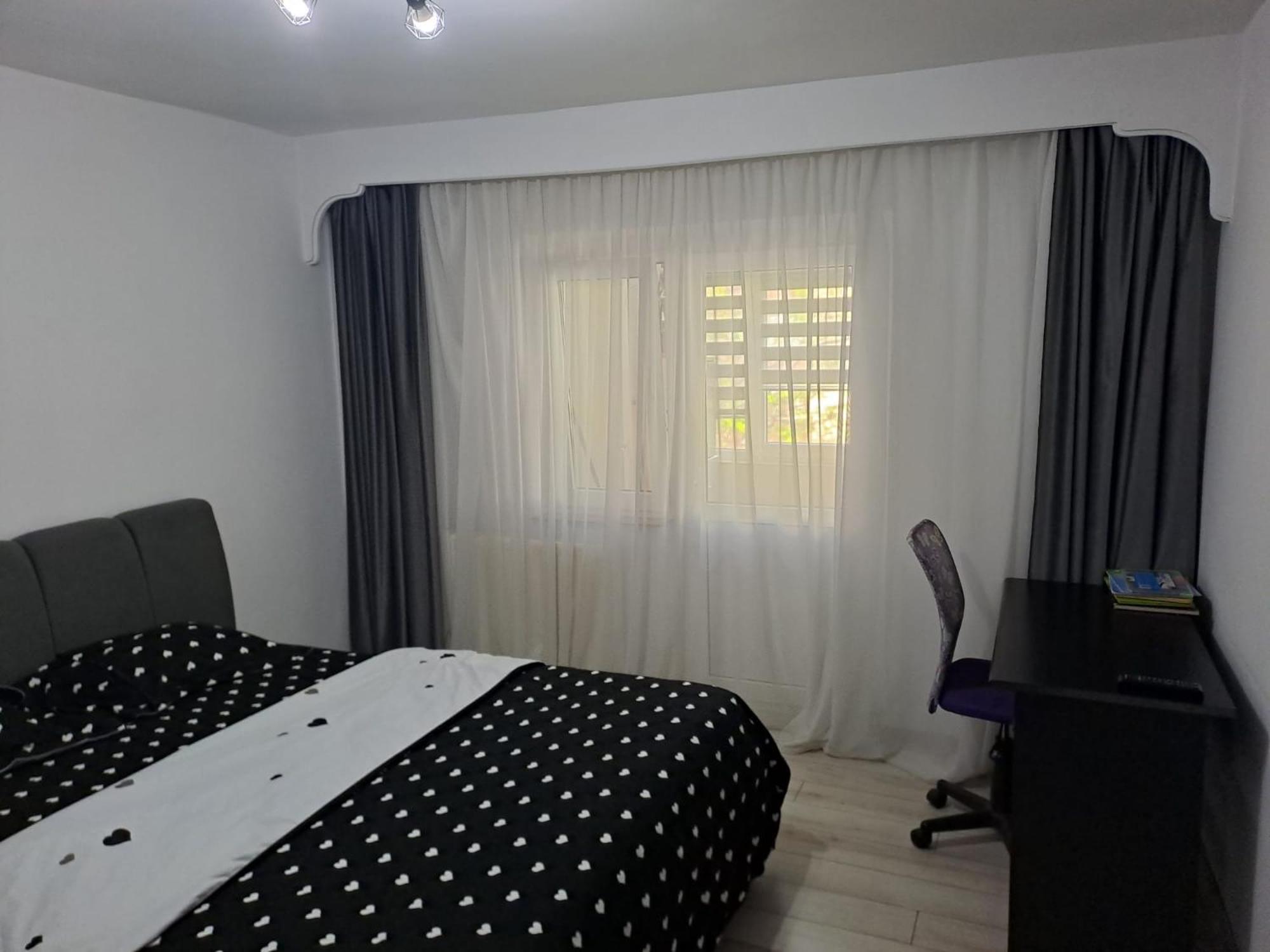 Ilona Apartament 3 Camere Râmnicu Vâlcea المظهر الخارجي الصورة